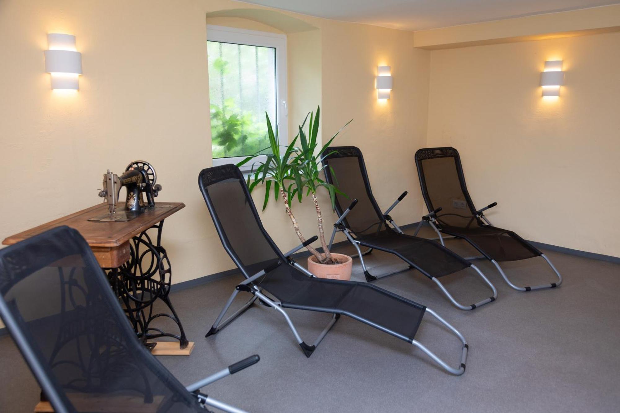 Moderne Ferienwohnung In Alter Villa Georgenthal  Exteriér fotografie